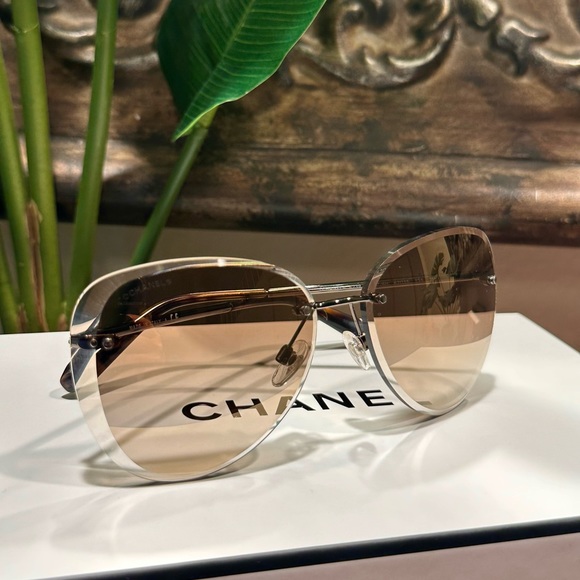CHANEL Accessories - 💯% Authentic Chanel Sunglasses ✨